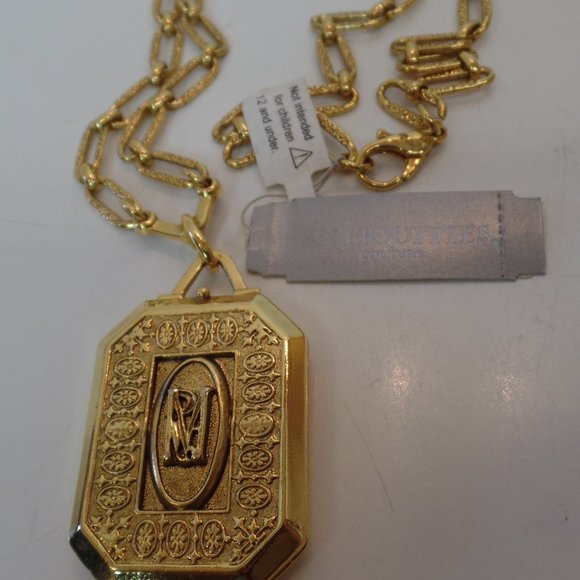 Antiquities Couture NWT Goldtone Maria Antoinette Square Locket Adj to 30" - Picture 16 of 16